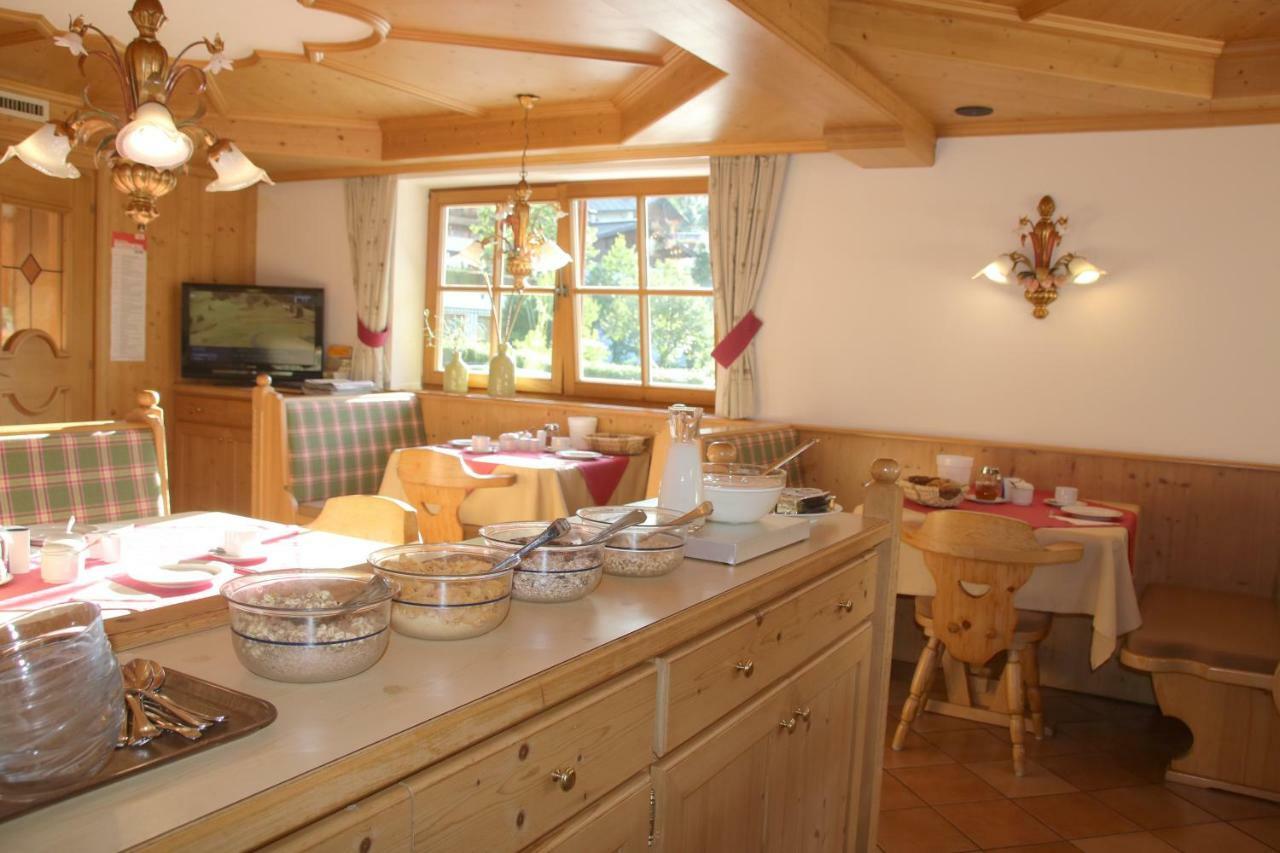 Pension Sonnhof Brixen im Thale Exterior photo